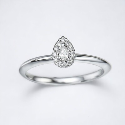 CLINQ Pear Diamond Ring
