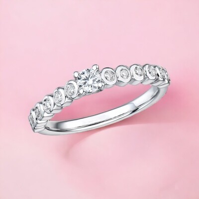 OLANE Cathedral Diamond Ring