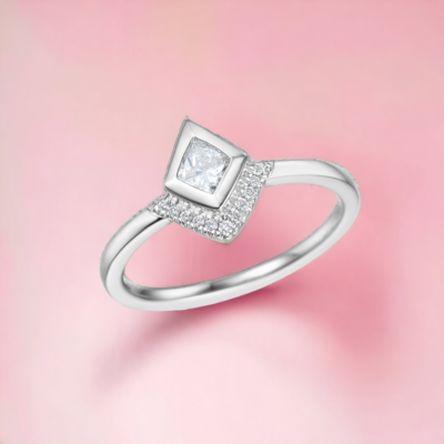 OLANE Rhombus Plus Diamond Ring