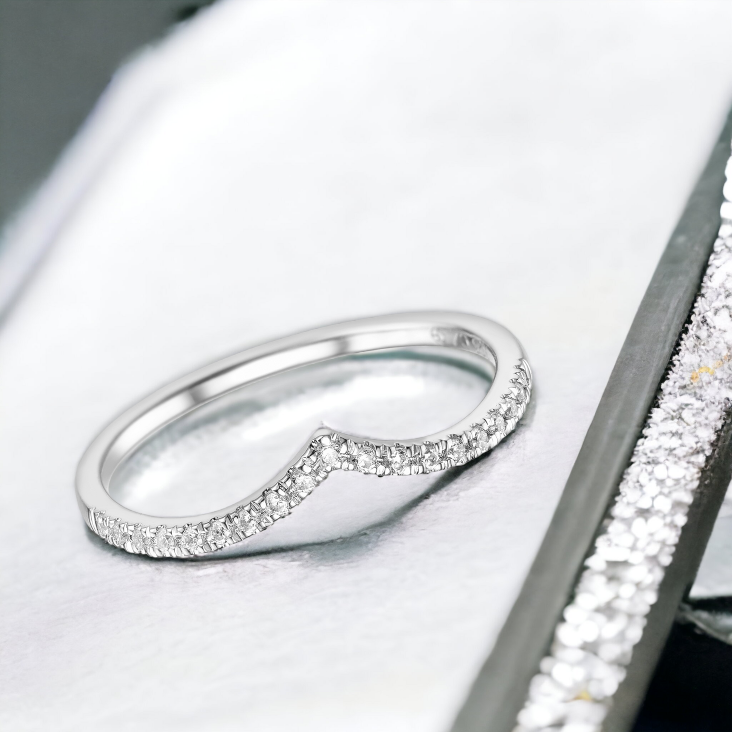 GLISST Apex Diamond Ring, Metal: 10K, Metal Colour: Yellow Gold