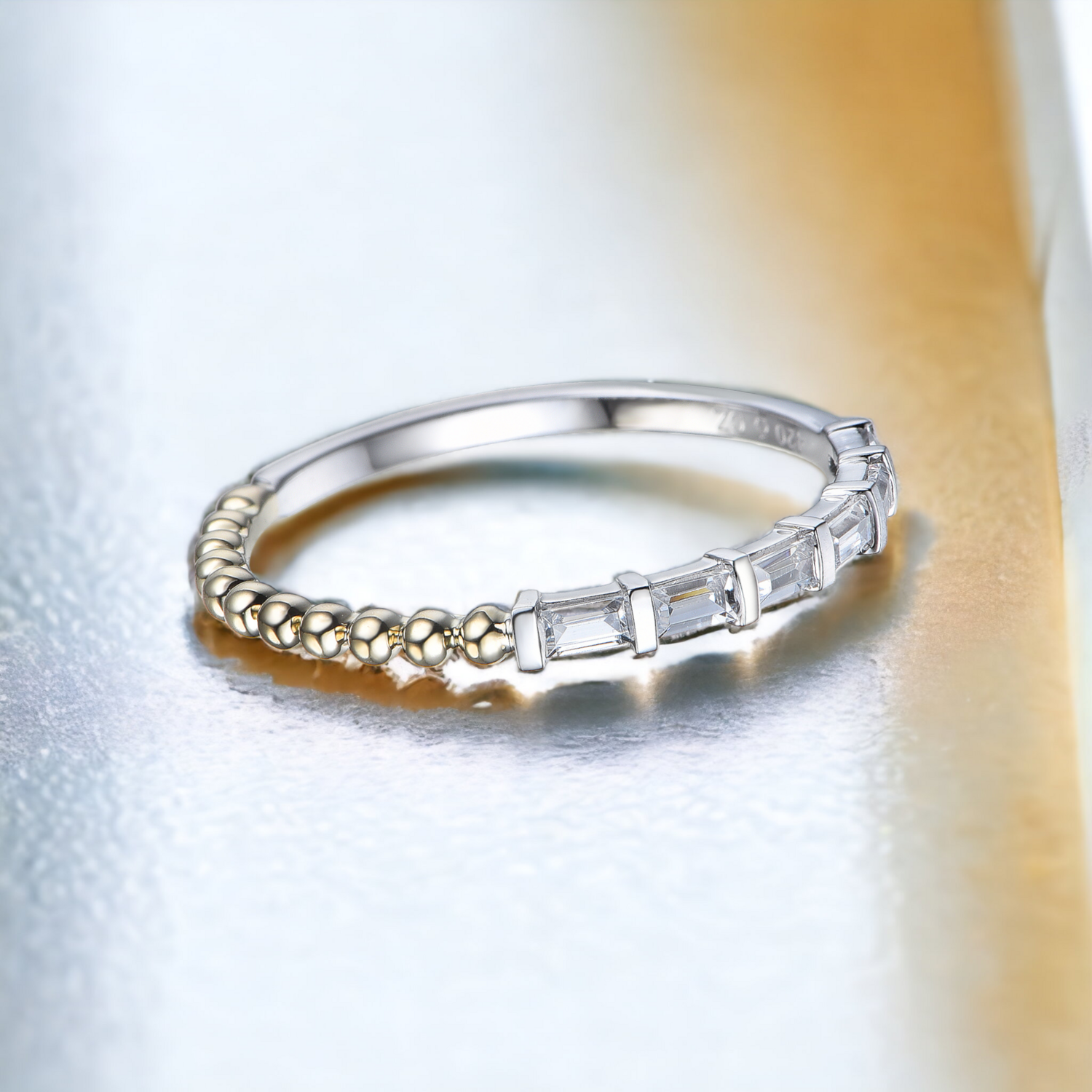 BUBBLE Belt Diamond Ring