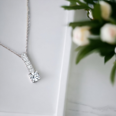 GLISST Line Diamond Pendant
