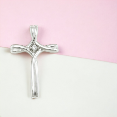TWIZA Faithful Cross Diamond Pendant