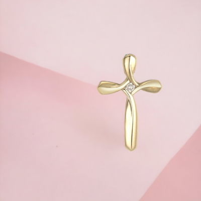 BRITE Claire Cross Diamond Pendant