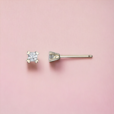 LOVEA Whisper Diamond Earrings