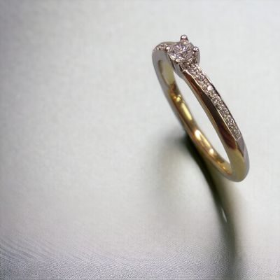 RILIO Beam Diamond Ring
