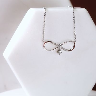 EVERO Fab Infinity Diamond Necklace EVERO Fab Infinity Diamond Necklace
