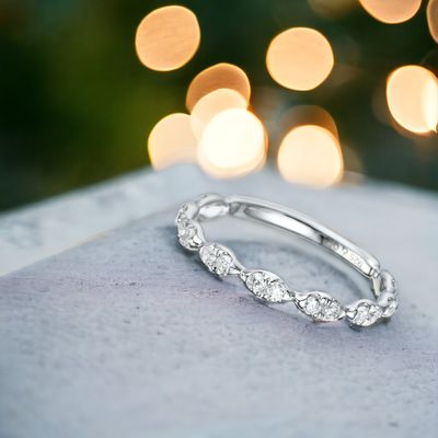 PETITE Bale Diamond Ring