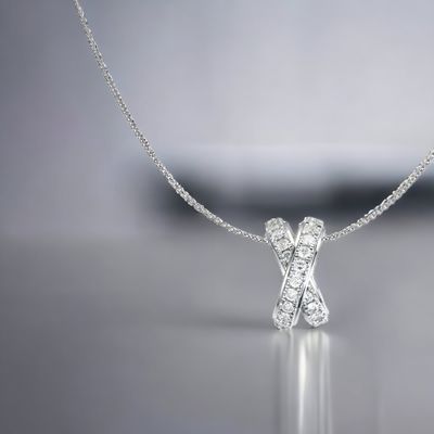 GLISST Intertwine Diamond Pendant