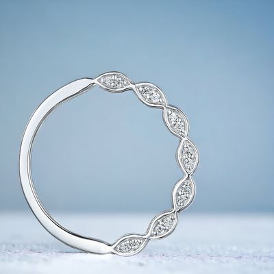 VEMMA Loop Diamond Ring