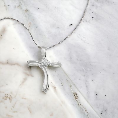 PETITE Wavy Diamond Cross Pendant