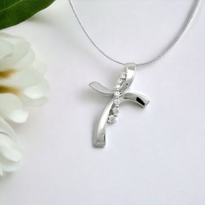 TWIZA Wavy Cross Diamond Pendant TWIZA Wavy Cross Diamond Pendant