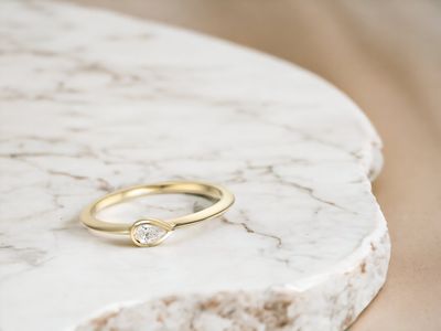 OLANE Pear Diamond Ring