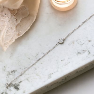 CLINQ Pear Diamond Bracelet