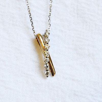 GLISST X-Cross Diamond Pendant