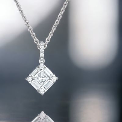 STELLAR Kite Diamond Pendant