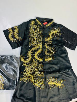 Uniforme Premium Wu Shu bordado Negro