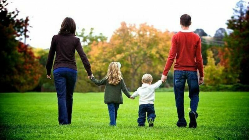 MATRIMONIO Y FAMILIA