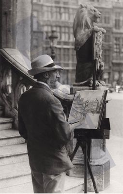 Dessinateur sur la Grand-Place de Bruxelles, juin 1939 - Le Soir