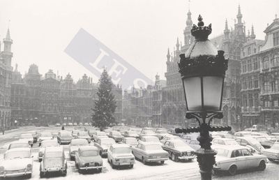 Grand-Place de Bruxelles sous la neige, 2 janvier 1970 - Le Soir/Rudolf Marton