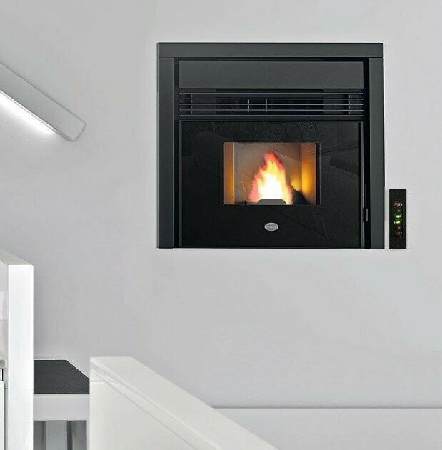 INSERTABLE  DE PELLET  CERINO 7,5 KW EVACALOR