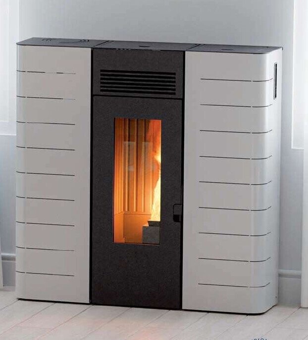ESTUFA DE PELLET  CANALIZABLE CARMEN 12 KW FABRILOR