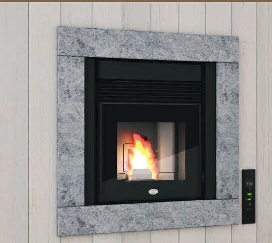 INSERTABLE DE PELLET ANDREA 11 KW CANALIZADA