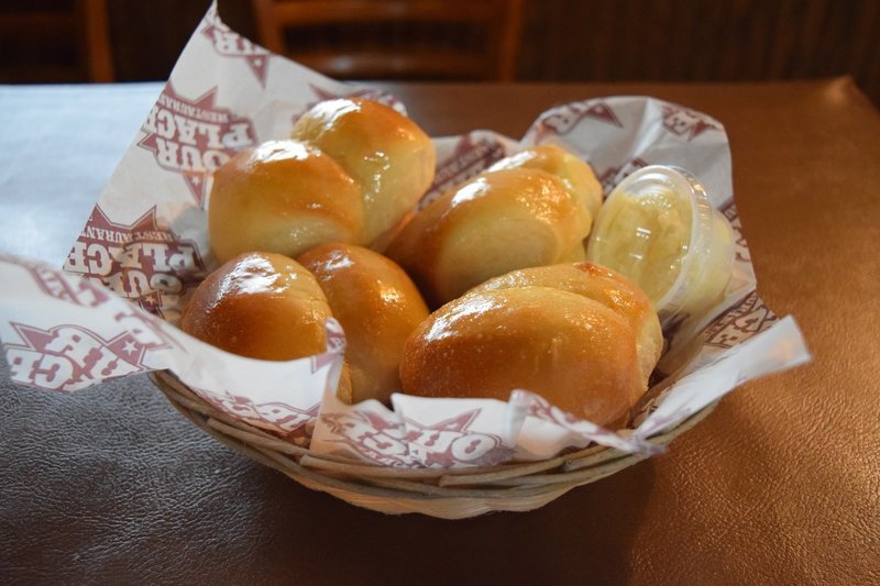 1 dozen dinner rolls