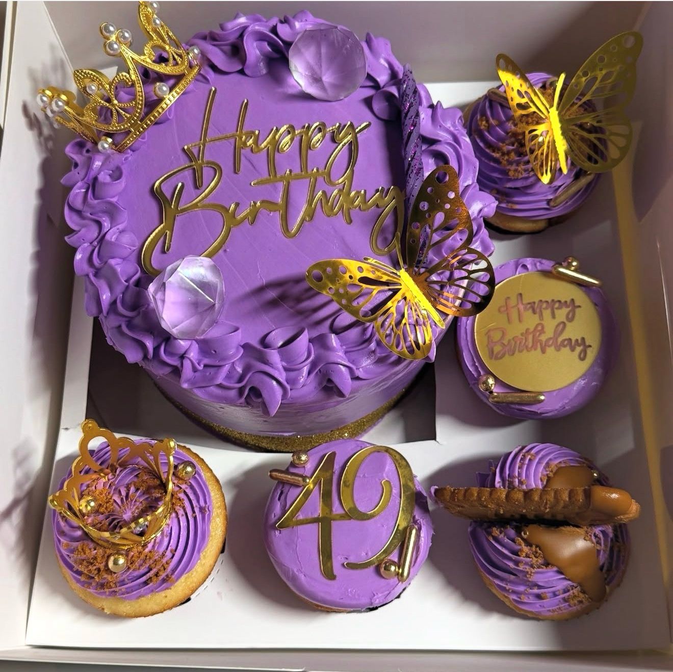 Bento Box (Includes 6'' Kake with 5 matching Kupkakes