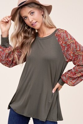 SOLID JERSEY AND PAISLEY PRINT