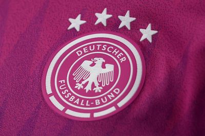 DFB Trikots