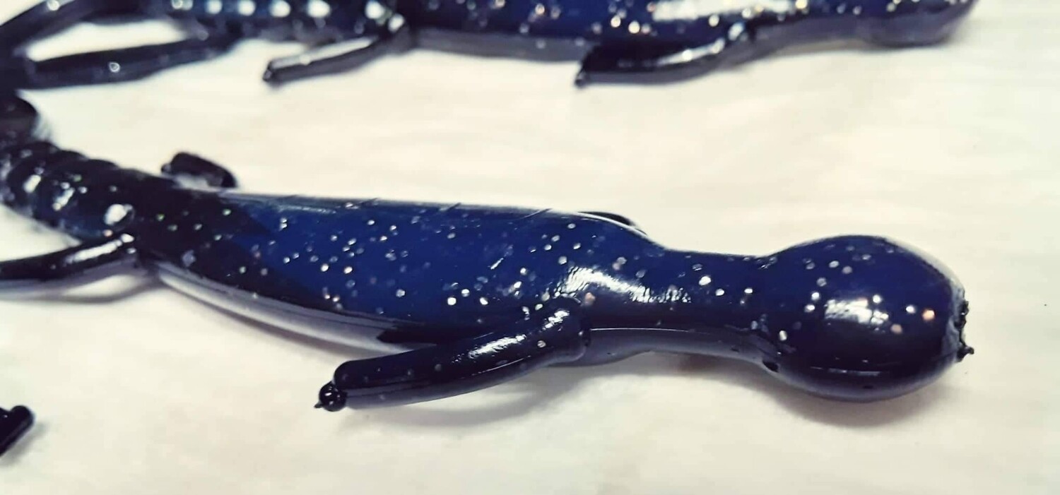 4&#39;&#39; Lizard floating 