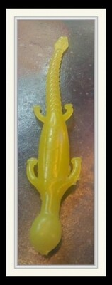 4&#39;&#39; Lizard floating 