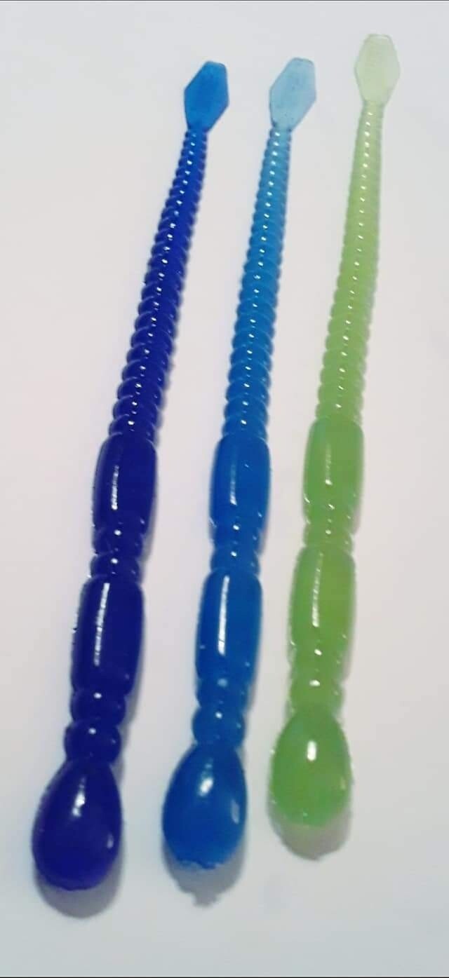 4&#39;&#39; Fliptail worm
