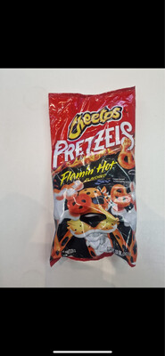 Cheetos Flamin Hot Pretzels 283g - America