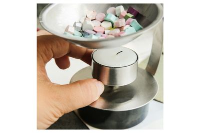 Melting pot for sealing wax made of stainless steel