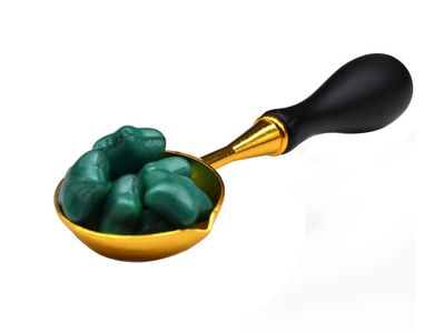 Spoon for melting sealing wax