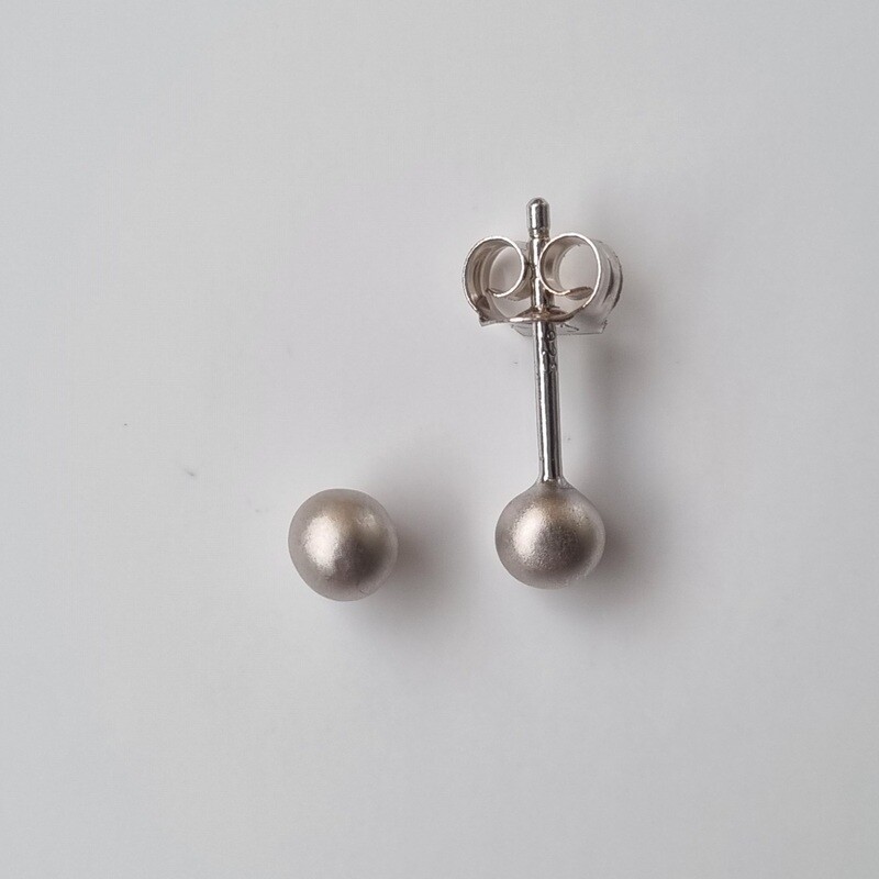 Ohrstecker Kugel matt