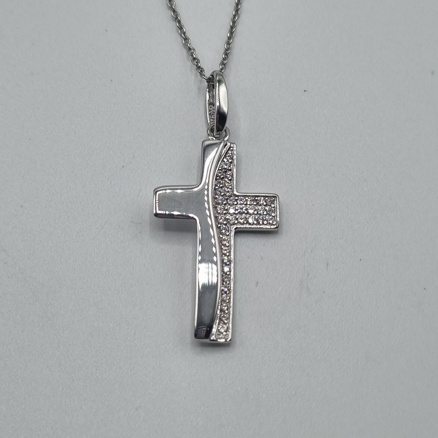 Anhänger Kreuz
