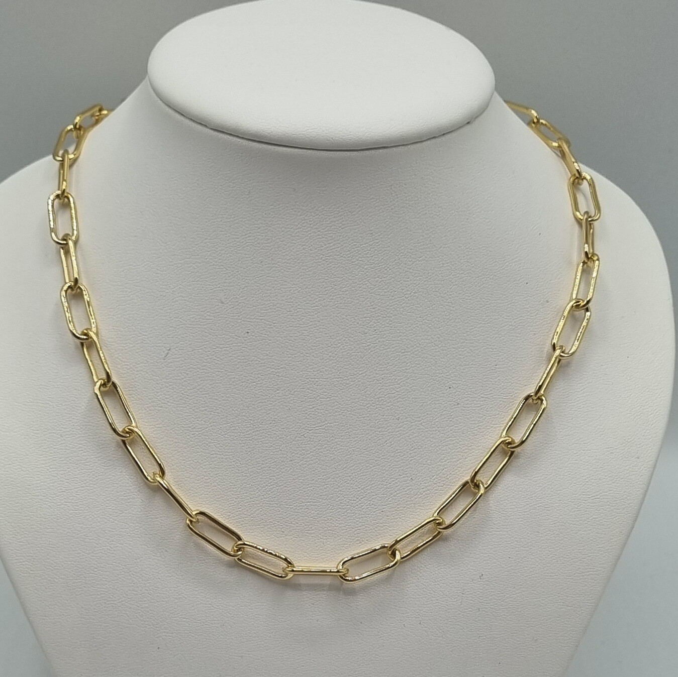 Collier Titan