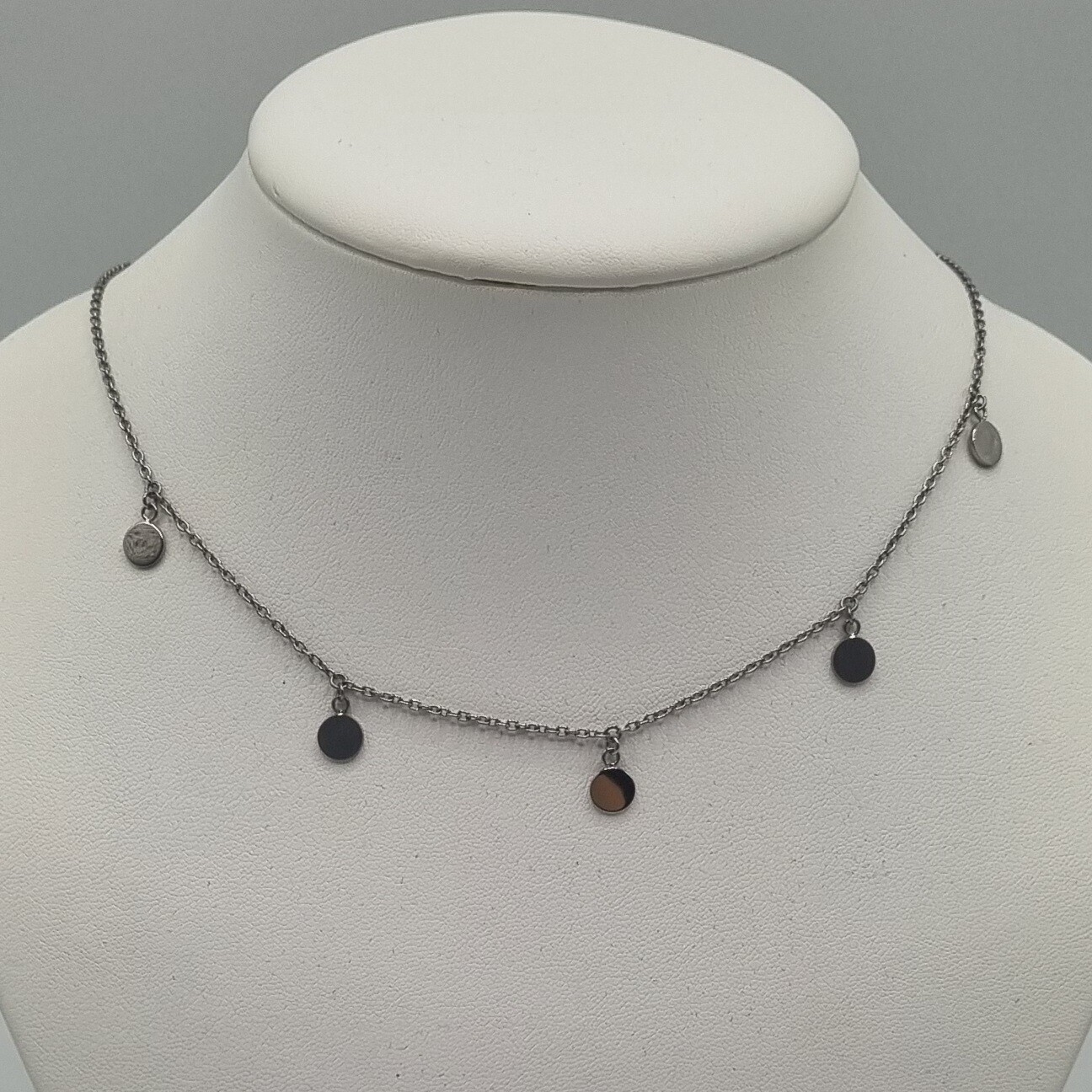 Collier Titan