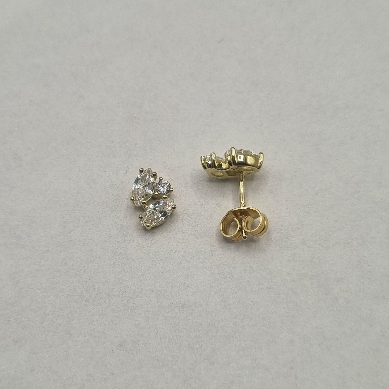 Ohrstecker Gold