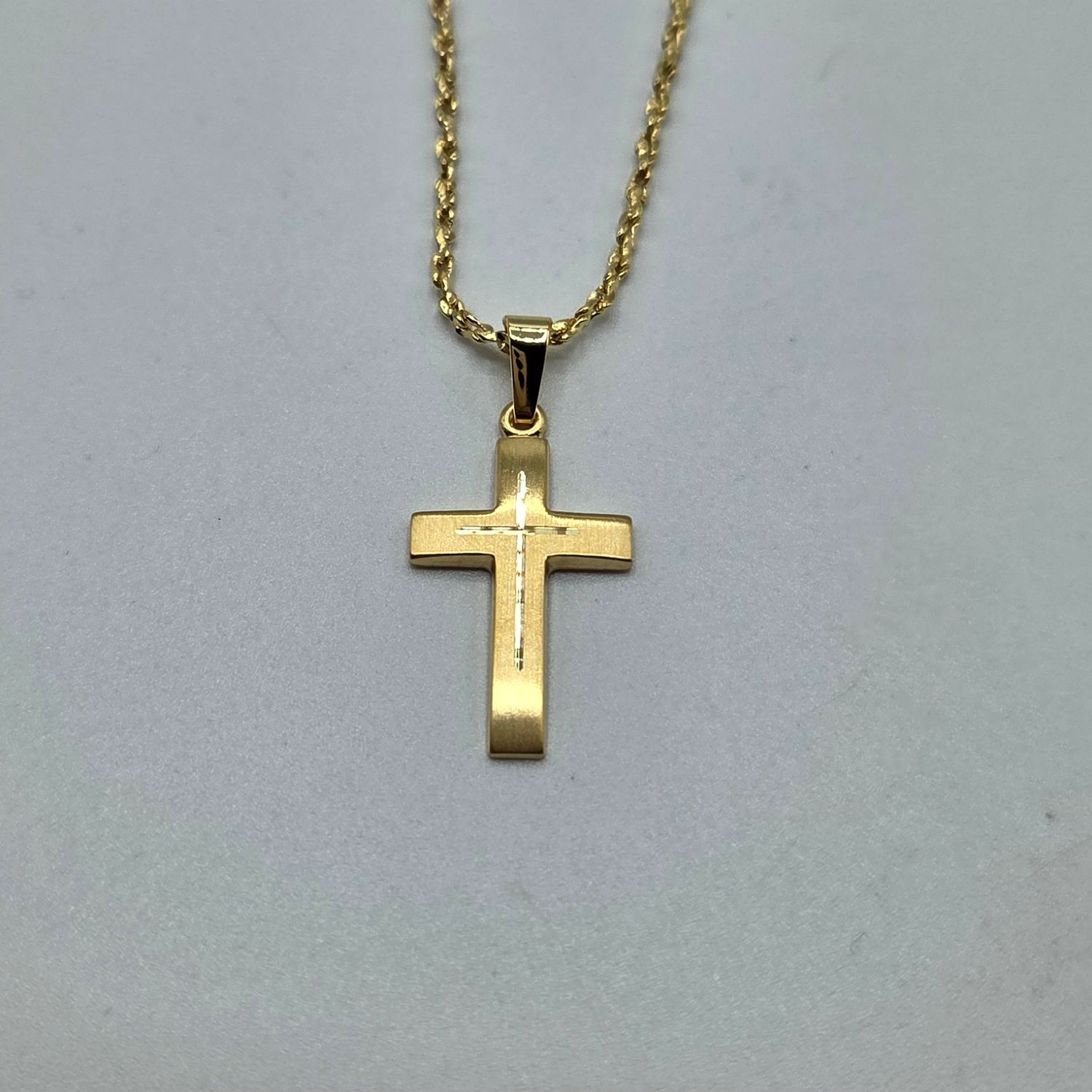 Anhänger Kreuz