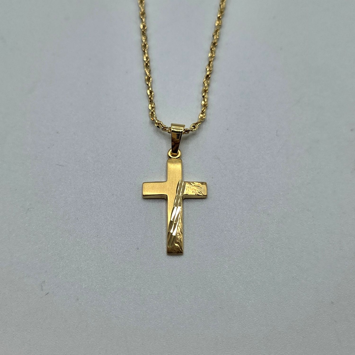 Anhänger Kreuz