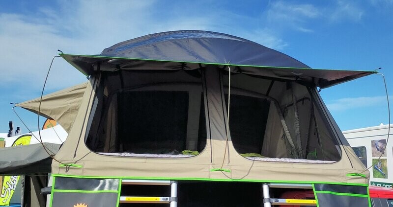 Gen4  Roof Top Tent SRT01S-200 = California King + size mattress!