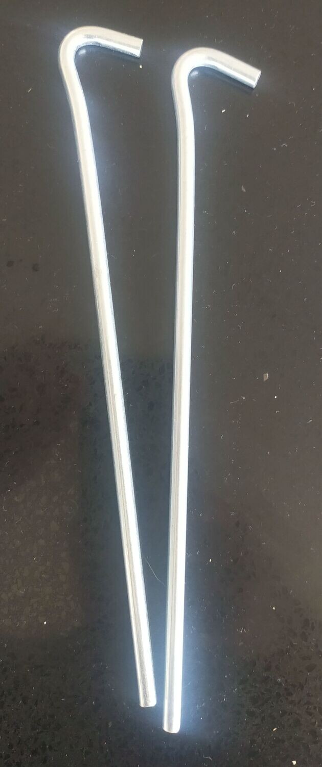 Ground or tent pegs