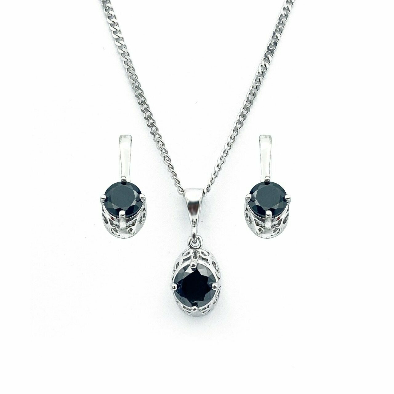 Round Black Stone Set