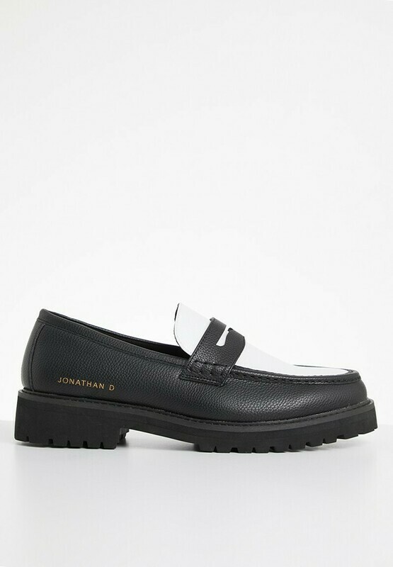 Jonathan D Penny Moccasin - Black &amp; White