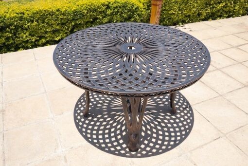 6 Seater King Diamond with 150cm Round Table