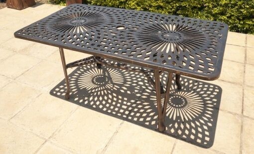 6 Seater Small Rainbow with Armrests with 85cm x 157cm Rectangular King Diamond Table